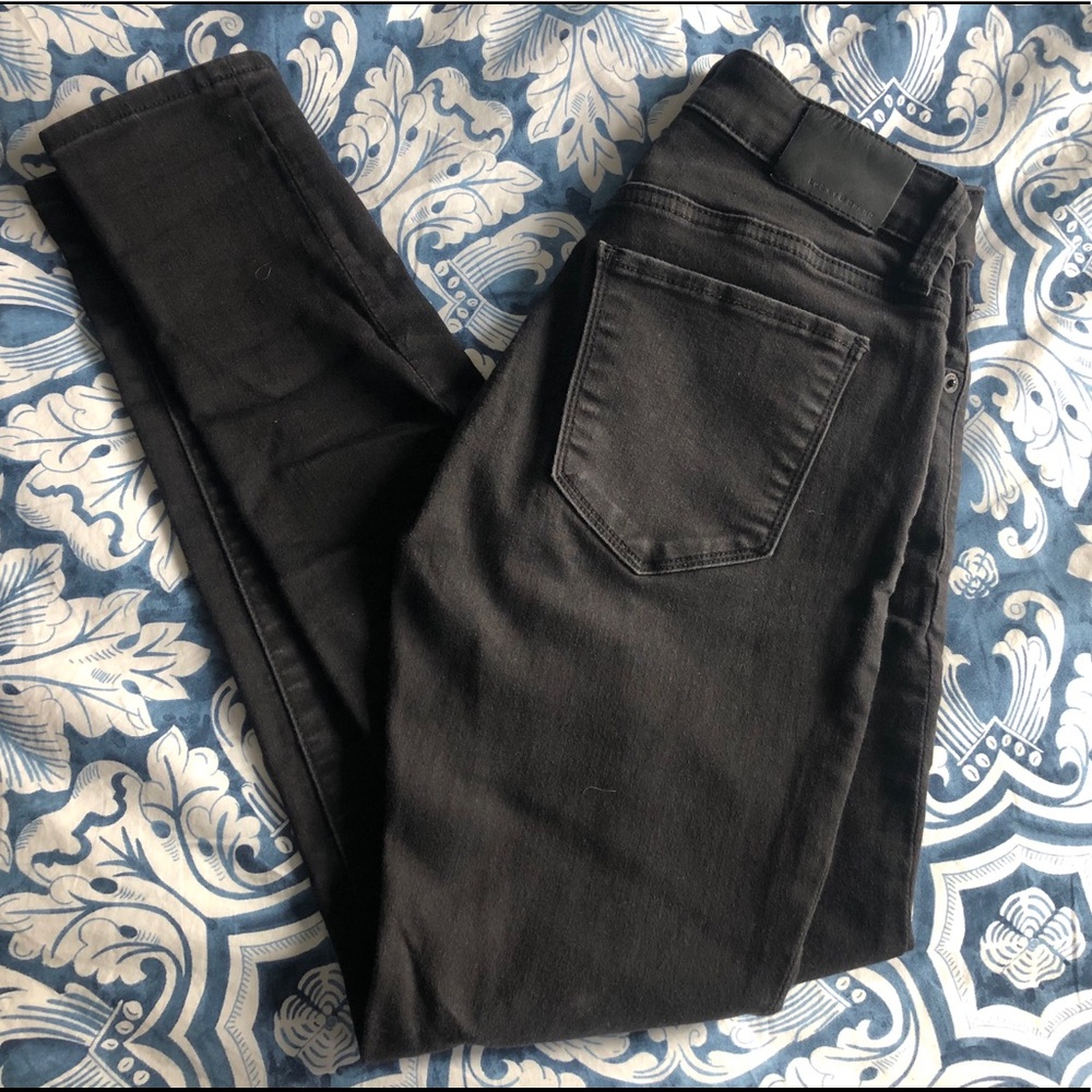 Lucky black distressed jeans - 26